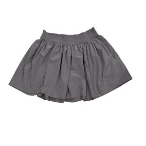 Rare Pristine $69 Athleta gray smocked waist mini skirt skort pockets S M